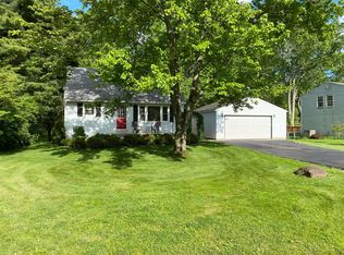 100 Willow Run Dr, Pickerington, OH 43147