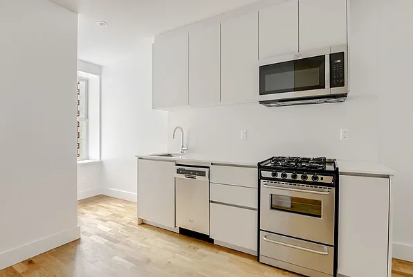 Rented by Akelius Real Estate Management | media 11