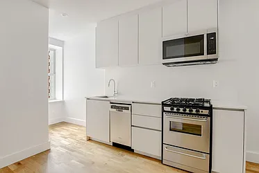 Rented by Akelius Real Estate Management