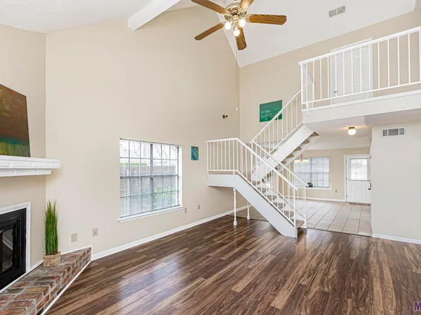 2074 Michel Delving Rd, Baton Rouge, LA 70810