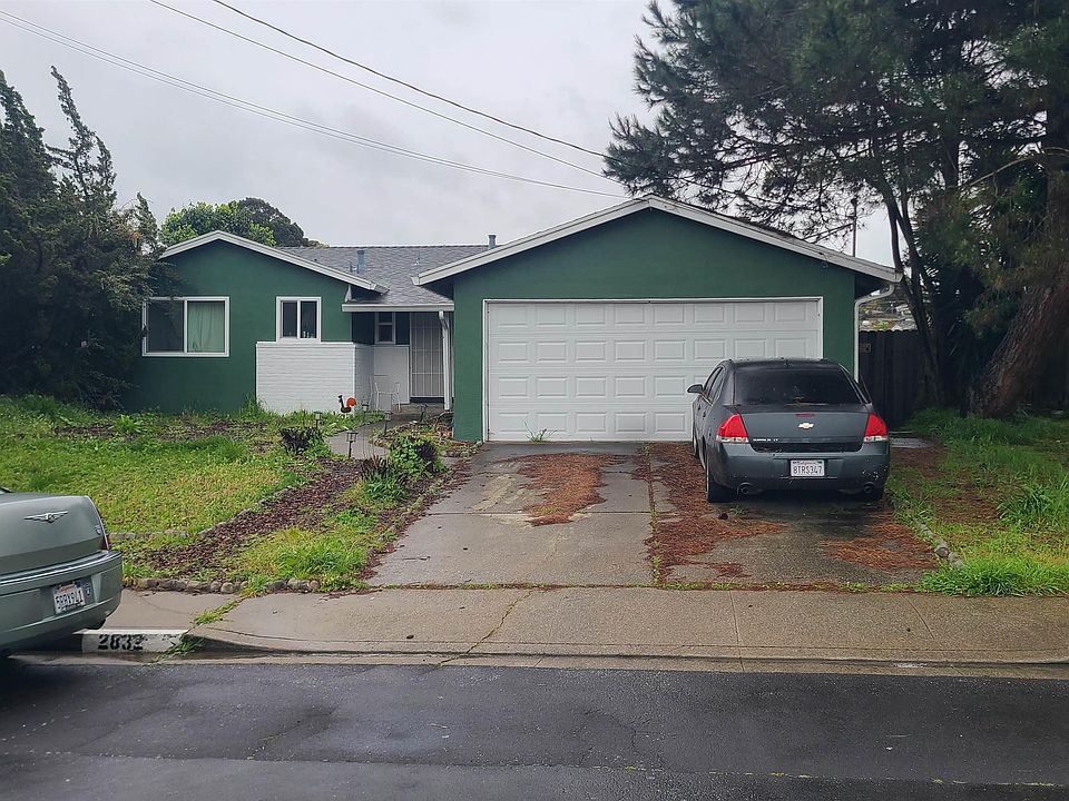 1st image of 2832 Sargent Ave