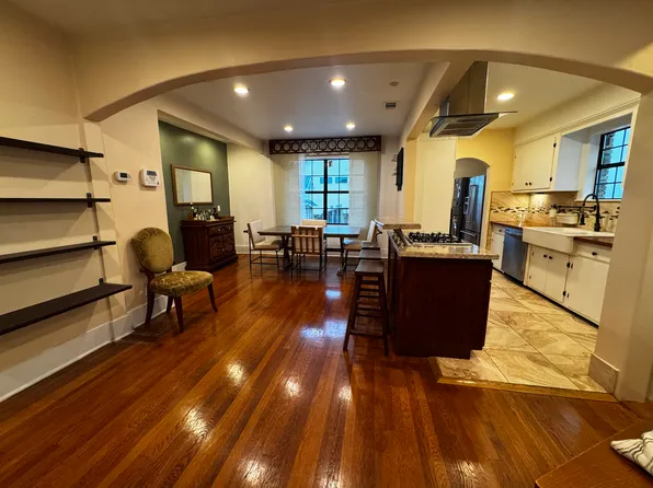 2110 Elmen St, Houston, TX 77019