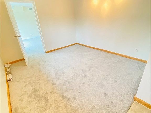 5th image of 1031 Forest Green Dr
