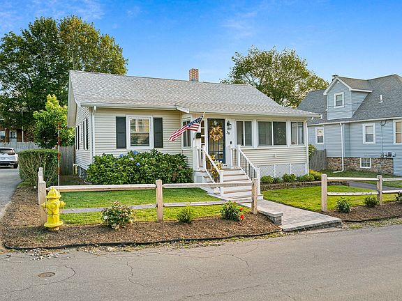 3rd image of 38 Sterling St