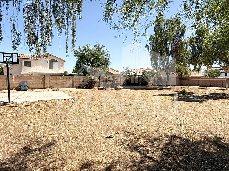1274 W Sparrow Ct — Photo 33