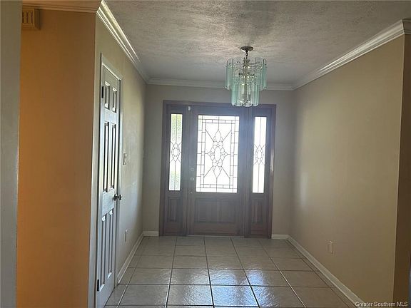 3rd image of 4822 Riverridge Dr