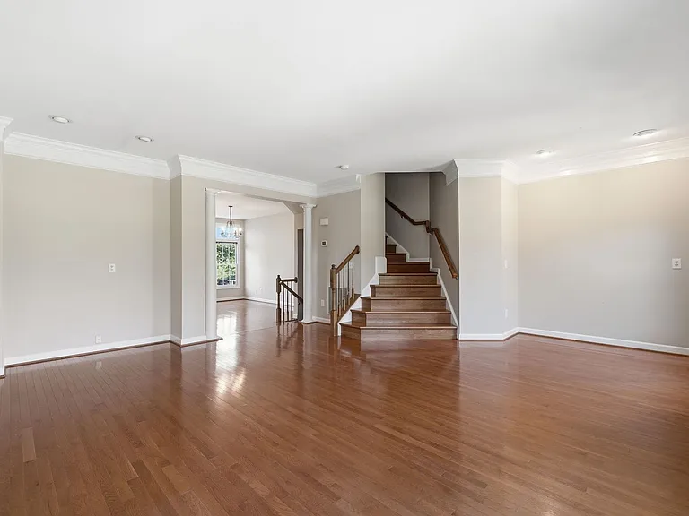 25384 Herring Creek Dr — Photo 3