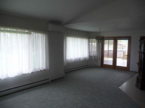 4th image of 3026 James St