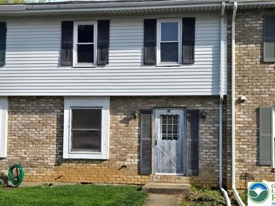15 W Chestnut St, Macungie, PA, 18062