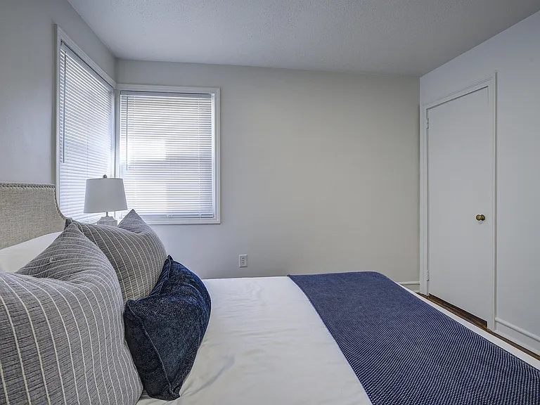 198 Mesa Lanebuilding #6-102 — Photo 9