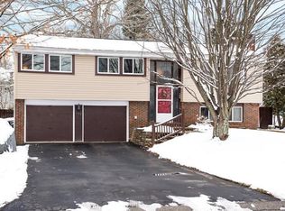 102 Bucks Rd, Cranberry Township, PA 16066