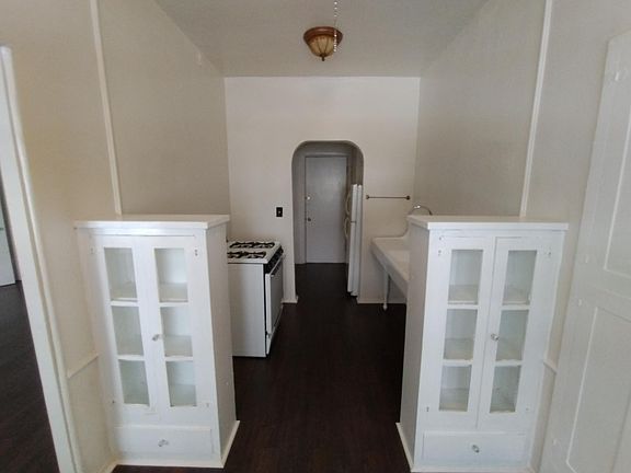 2nd image of 279 N Euclid Ave APT 5