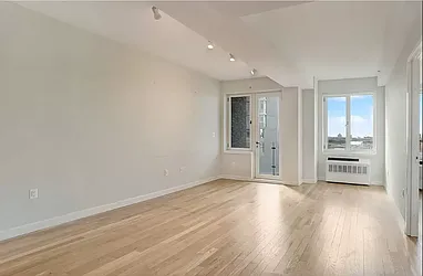 278 Sixth Street