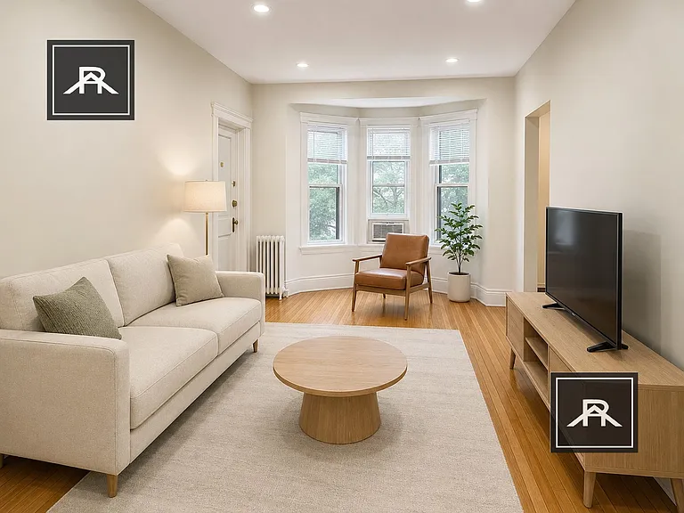 215 Harvard Ave #7 — Photo 6