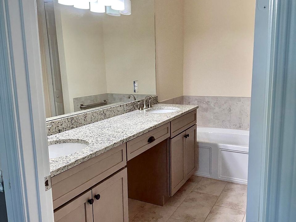 1st image of 6136 NW Argyll Lane