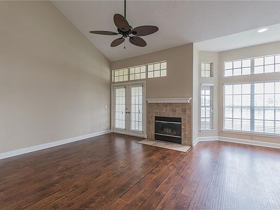 3rd image of 1550 Farrindon Cir #1550