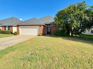 3704 Sabine Pass Dr, Bossier City, LA 71111