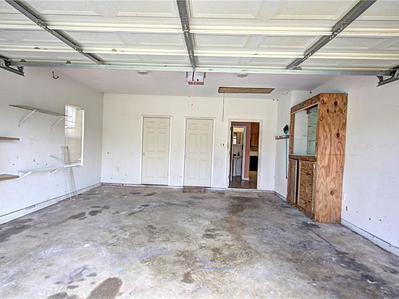 4th image of 206 Celina Dr