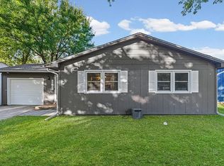 2007 Rebecca Dr, Champaign, IL 61821