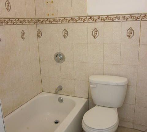 5th image of 3843 W Lexington St #2