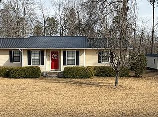 580 Limestone St, Mount Vernon, GA 30445