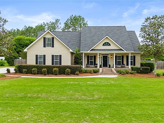 4th image of 9027 Oakfield Drive