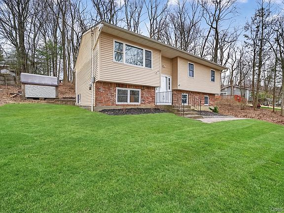 4th image of 28 Olympus Road