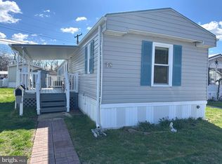 38 Vista Mobile Dr, Dundalk, MD