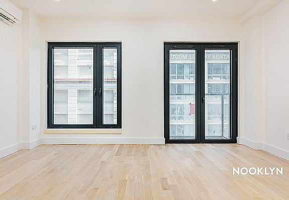 5th image of 250 Gold St #612