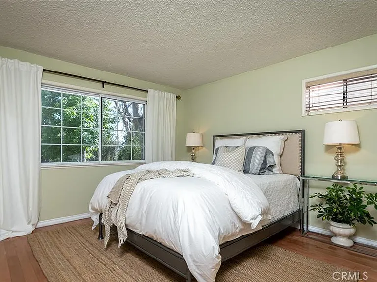 4406 Vista Pl — Photo 7