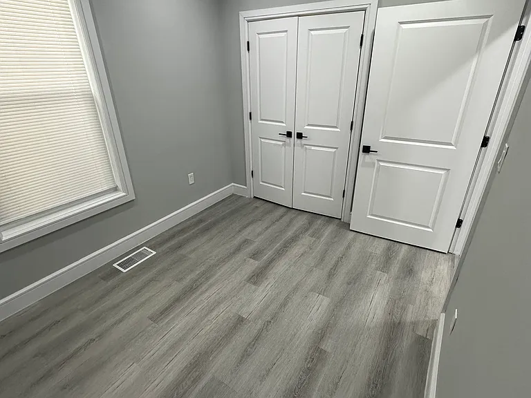 605 Madison Ave #1 — Photo 8