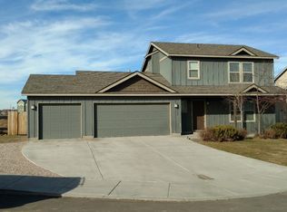 2639 SW Kalama Ct, Redmond, OR 97756