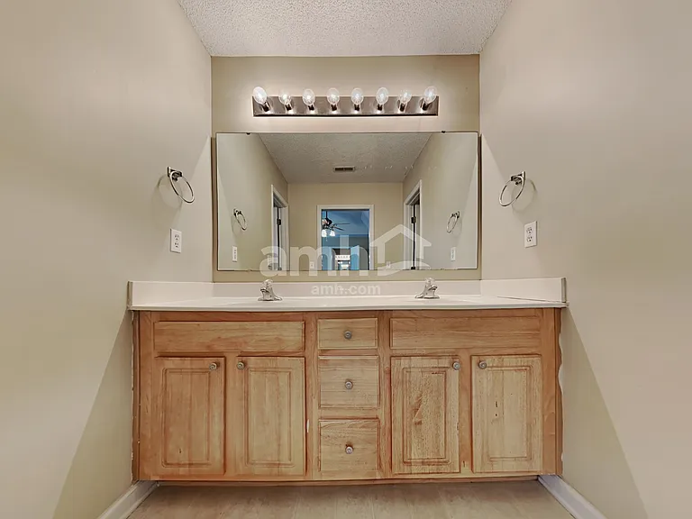 149 Trickle Dr — Photo 11