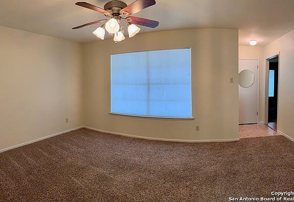 4th image of 406 Pecan Dr