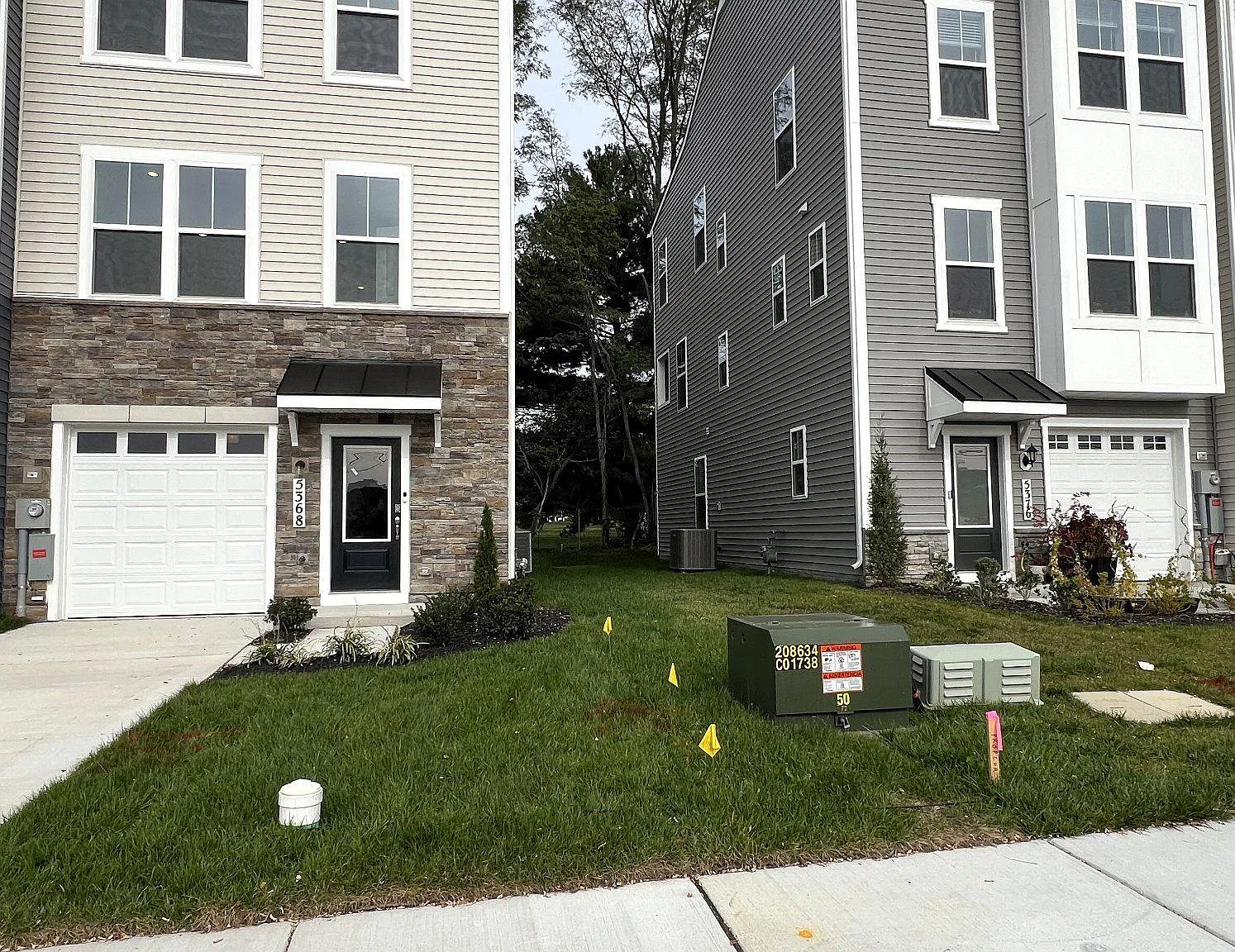 4 bed, 3.5 bath, 2340 sqft, $3,350 — Photo 2
