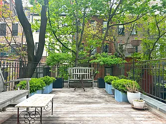 28 West 89th Street