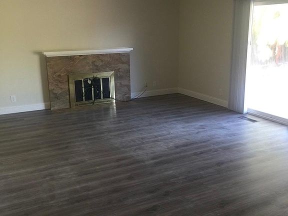 4th image of 10534 N Blaney Ave