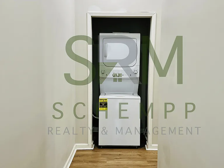 518 Camp St #520 — Photo 17