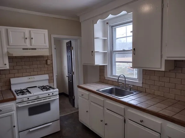 242 Clearfield St, Bethlehem, PA 18017