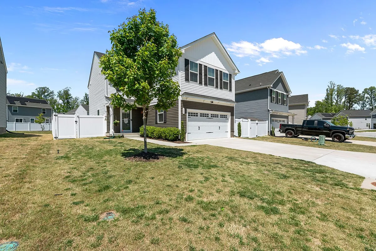 Building Photo - 109 Sourgum Ln