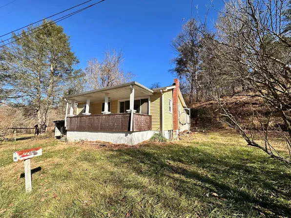 204 Ambrose Rd, Elliston, VA 24087