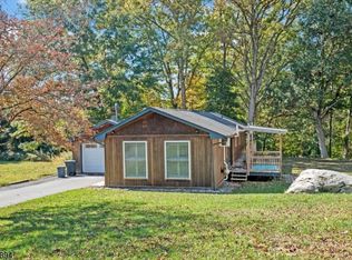 5 Sussex St, Stanhope, NJ 07874