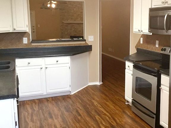 90900601_2200 Woodland Oaks Dr_Arlington_TX_2016_3