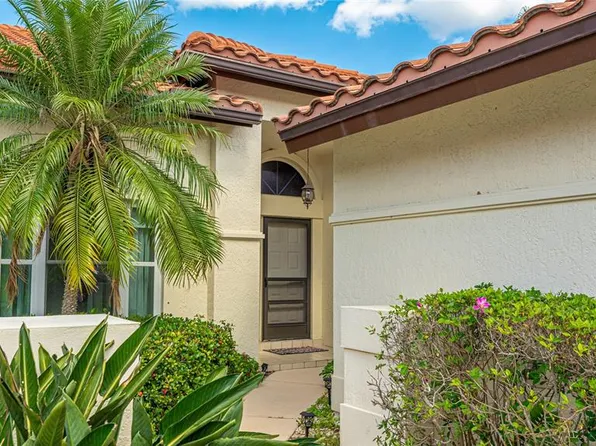 4909 Clubview Ct E, Bradenton, FL 34203