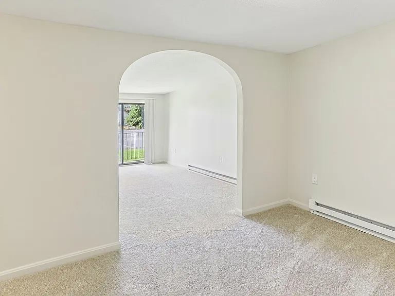 11-web-or-mls-Plantation St-S2708-003