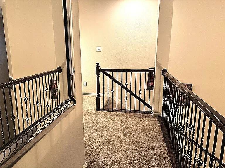 413 Hamilton St — Photo 11