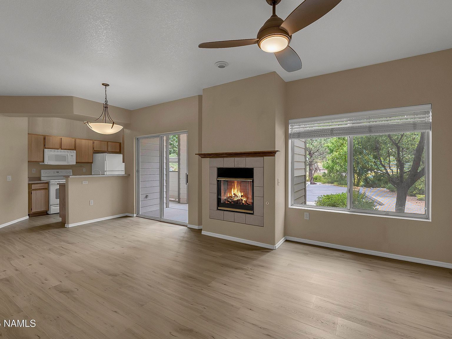 4343 E Soliere Ave APT 1049