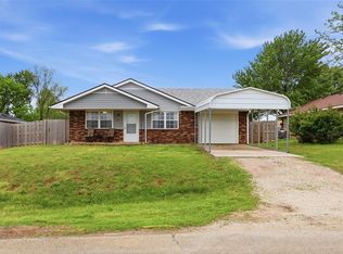 2313 8th St, Prague, OK 74864