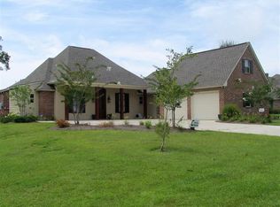 27 Red Fox Dr, Natchez, MS 39120