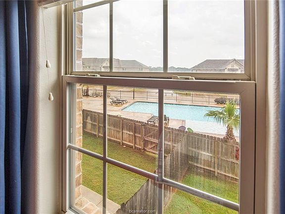 5th image of 2202 Crescent Pointe Pkwy